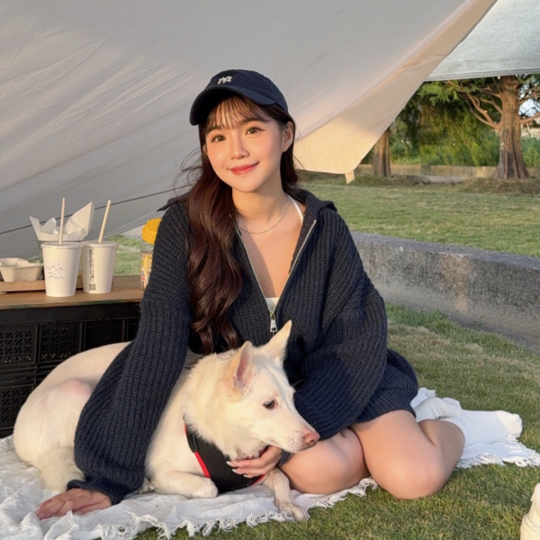 【貨在途中】強勢回歸.ᐟ.ᐟ誰能不愛這件厚磅雙口袋翻領拉鍊毛衣外套 (2colors) #H04 