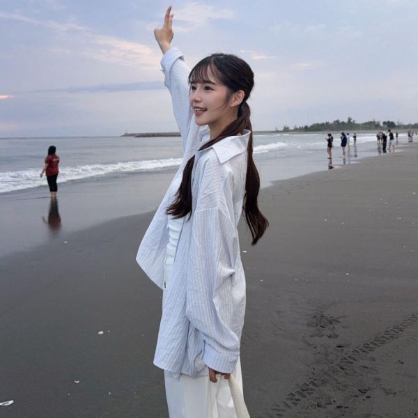 【貨在途中】半夏海鹽 輕盈透膚清爽條紋防曬襯衫 (1colors) #83006 