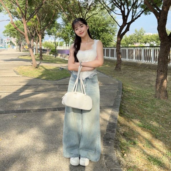 心弦悸動 這件遮副乳版型好蕾絲顯瘦背心 (1colors) #Z04 