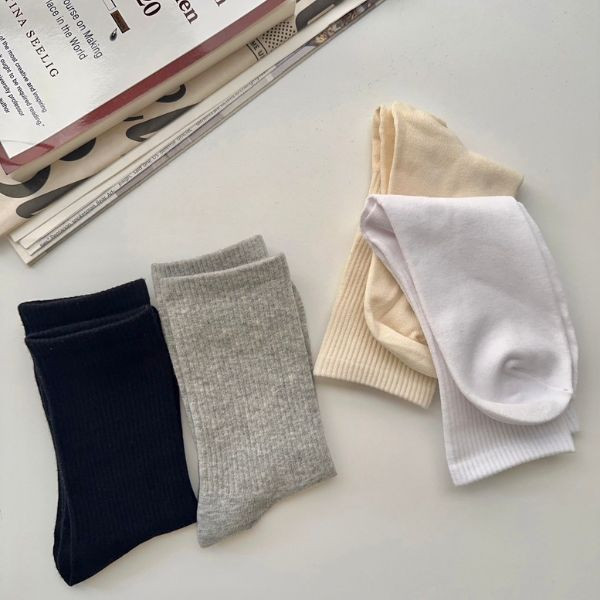 【現貨】Daily Look 百搭純色中筒襪 男女皆適 (4colors) #J08 