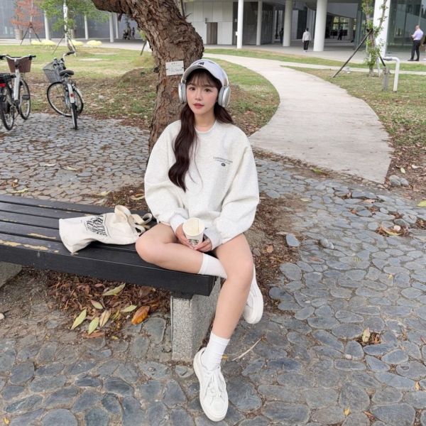 洛城街刊 美式英文印花挺版大學Tee (1colors) #ZD02 