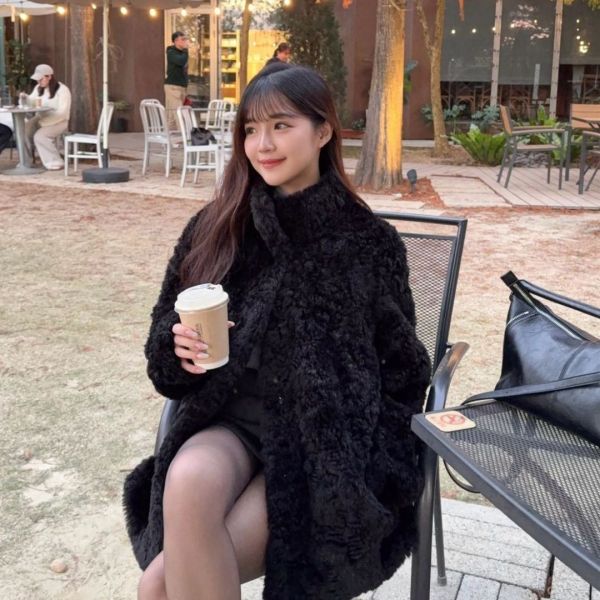 【現貨】年末王炸  重工高級感千金毛毛立領外套 (2colors) #ZG04 