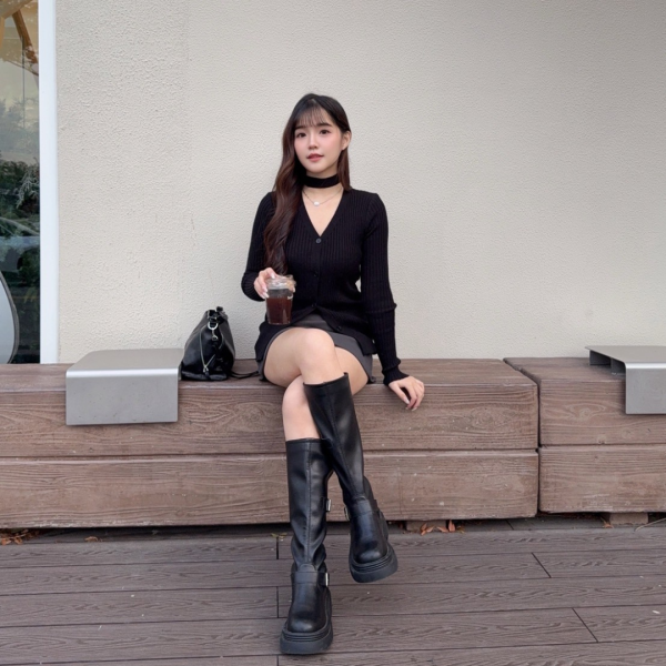 【現貨】百搭激推 爆走不累腳顯瘦厚底長靴 (2colors) #ZH03 