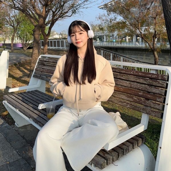 【現貨】隨性鬆弛感 短版連帽口袋Tee (3colors) #M02 