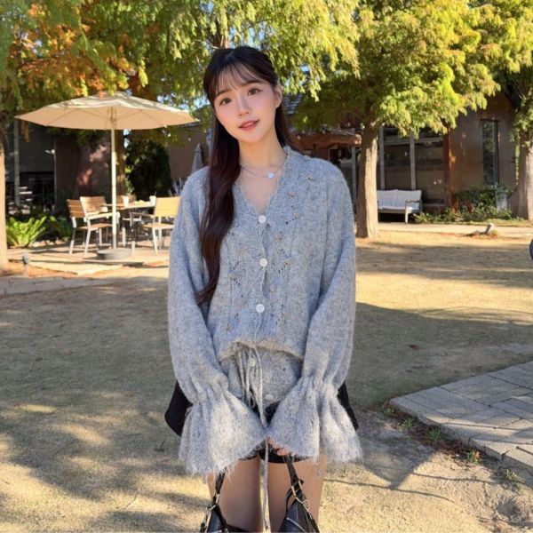 白糖蒙布朗 法式甜美V領慵懶針織毛衣 (2colors) #ZF06 