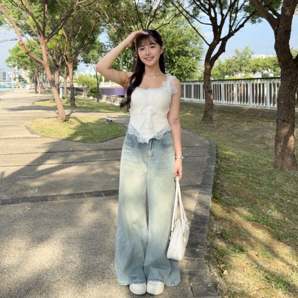 【現貨】淺色搭這件 百搭淺藍刷色復古牛仔寬褲 (1colors) #Z07 