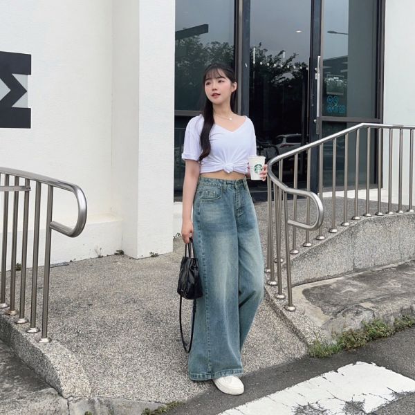 慵懶假日 軟糯V領反摺小白Tee (1colors) #R04 