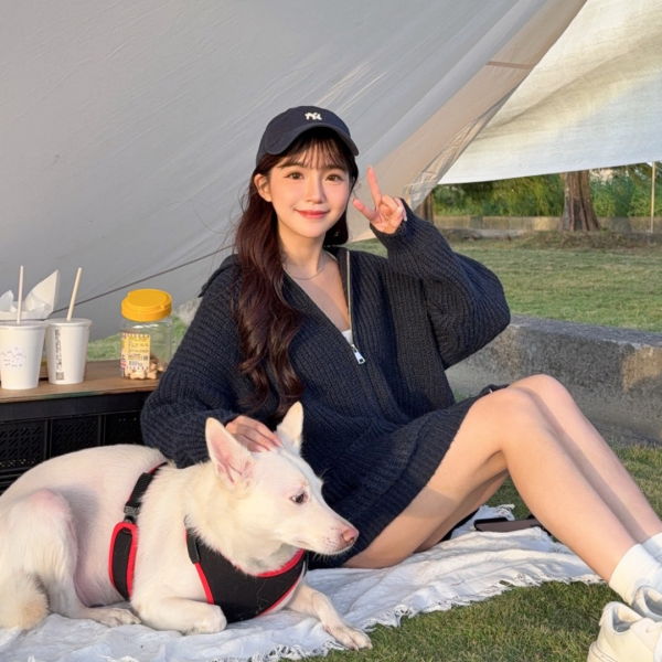 【貨在途中】強勢回歸.ᐟ.ᐟ誰能不愛這件厚磅雙口袋翻領拉鍊毛衣外套 (2colors) #H04 