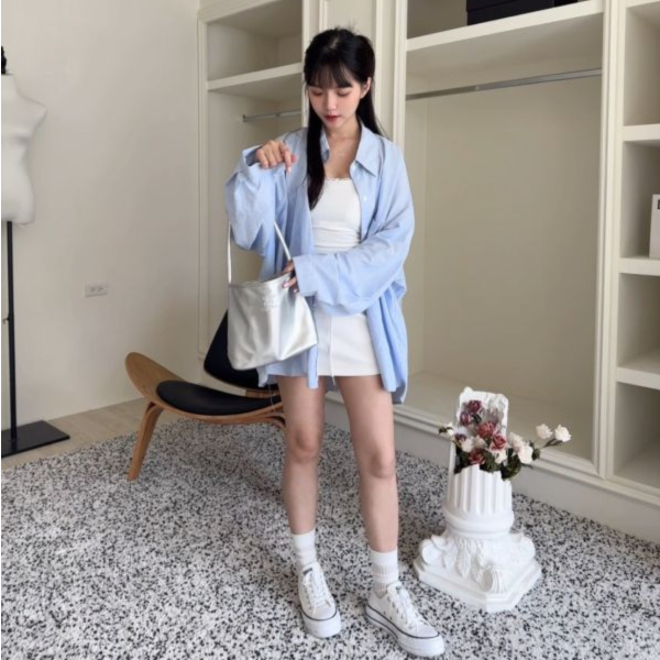 【現貨】夏日特調 Oversized條紋襯衫 (2colors) #A00021 韓系女裝,台中女裝,中部女裝,質感女裝,平價女裝,韓系休閒穿搭,韓系休閒女裝,日常穿搭,日常穿搭推薦,日常簡約穿搭,服飾購買指南,服飾穿搭指南,女裝網購推薦,女裝網購,台中女裝門市