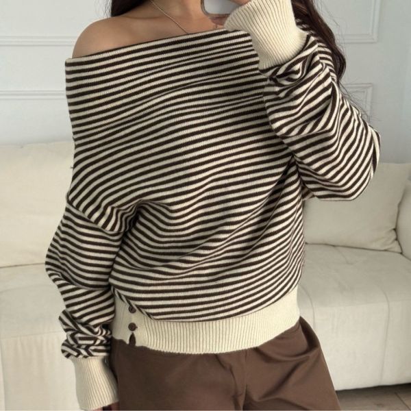 摩卡特調 慵懶感條紋一字領針織上衣 (1colors) #ZB08 