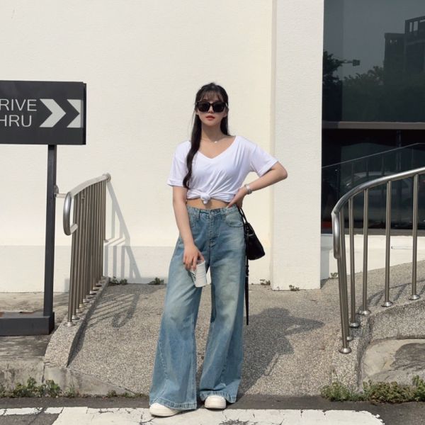 慵懶假日 軟糯V領反摺小白Tee (1colors) #R04 