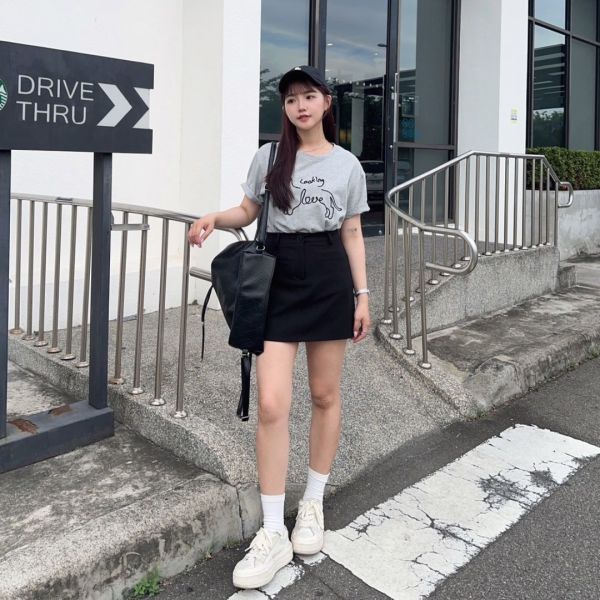 Looking Love 線條小狗刺繡棉質舒適Tee (2colors) #T07 
