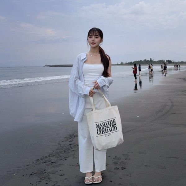 【貨在途中】半夏海鹽 輕盈透膚清爽條紋防曬襯衫 (1colors) #83006 