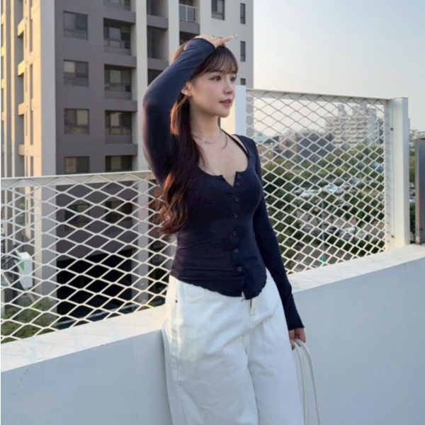 魅力吸引 心機掛脖綁帶排釦薄長袖上衣 (3colors) #ZB06 