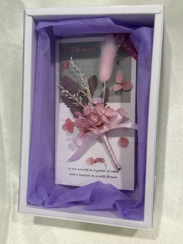 心意禮盒_God Is Love 受洗禮, 瞬間即是永恒, 日本AUBE永生紫陽花,蠟菊,免尾,祝福卡片, 白色禮盒, 心意禮盒