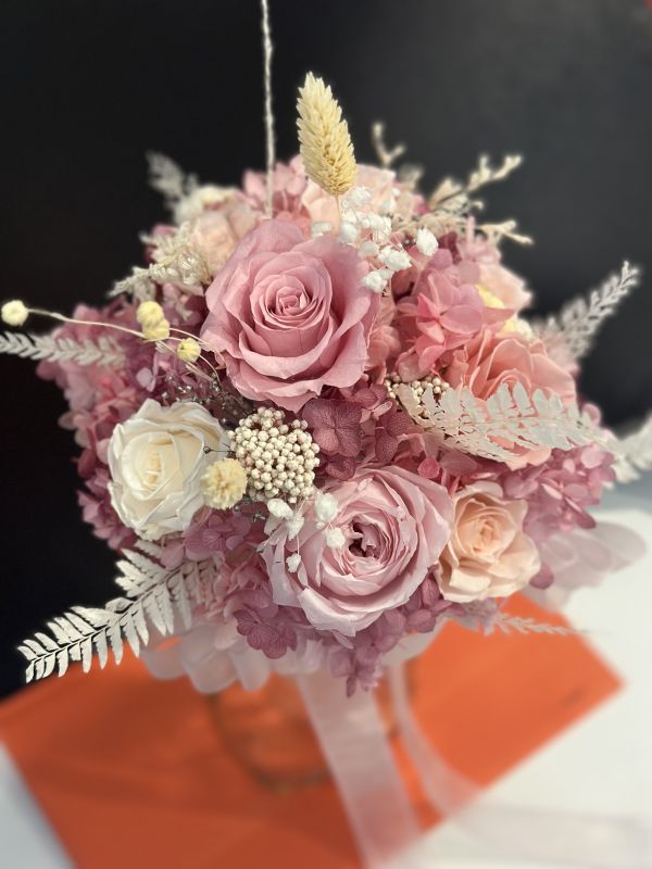 婚禮西樂 日本AUBE永生不凋粉紅玫瑰新娘, 白玫瑰新娘, 波爾多軟繡球安娜貝爾西樂, 配花