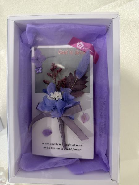 心意禮盒_God Is Love 受洗禮, 瞬間即是永恒, 日本AUBE永生紫陽花,蠟菊,免尾,祝福卡片, 白色禮盒, 心意禮盒