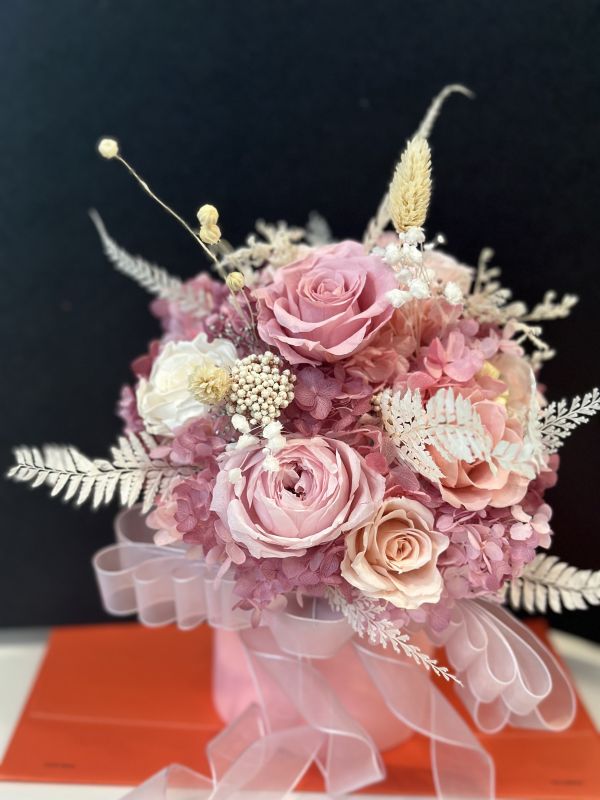 婚禮西樂 日本AUBE永生不凋粉紅玫瑰新娘, 白玫瑰新娘, 波爾多軟繡球安娜貝爾西樂, 配花