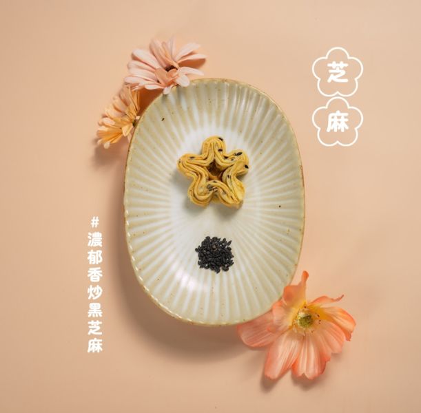 【花見夫人】濃郁蛋香的酥脆，梅花千層/一口蛋捲隨行桶 