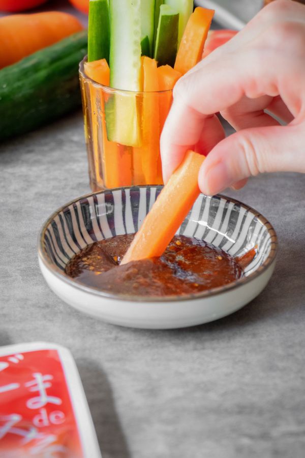 【日本選物】開胃的秘密武器，萬用芝麻味噌沾醬 