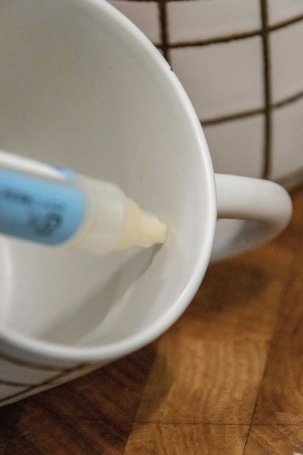 【日本選物】輕鬆去除標籤的筆狀除膠劑 