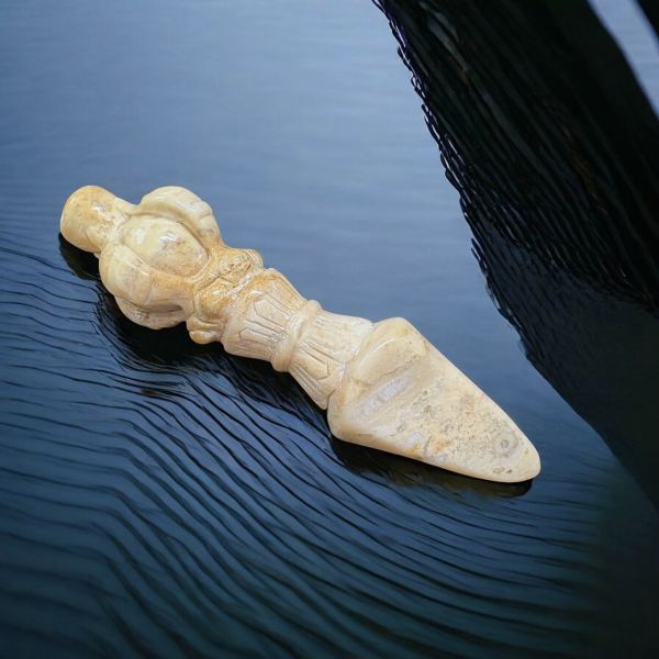 【泰國龍宮舍利】黃靈骨金剛杵(附繩) 