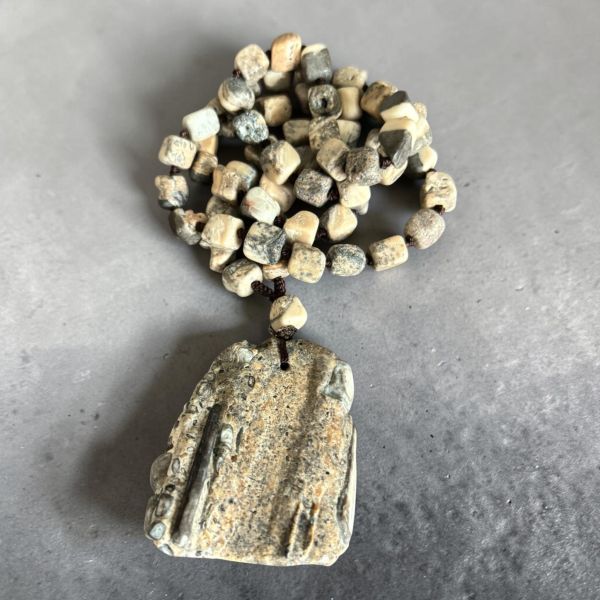 【泰國龍宮舍利】瓷化金剛靈骨摳珠項鏈  (附台大國際寶石鑑定所證書) 龍宮舍利