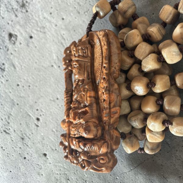 【泰國龍宮舍利】地藏王菩薩佛牌  雙面精雕 泰國龍宮舍利