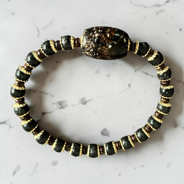 【泰國龍宮舍利】黑龍洞靈骨手鏈 (附台大國際寶石鑑定所證書) 黑龍洞靈骨手鏈