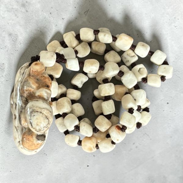 【泰國龍宮舍利】瓷化尊者舍利摳珠項鏈 龍宮舍利