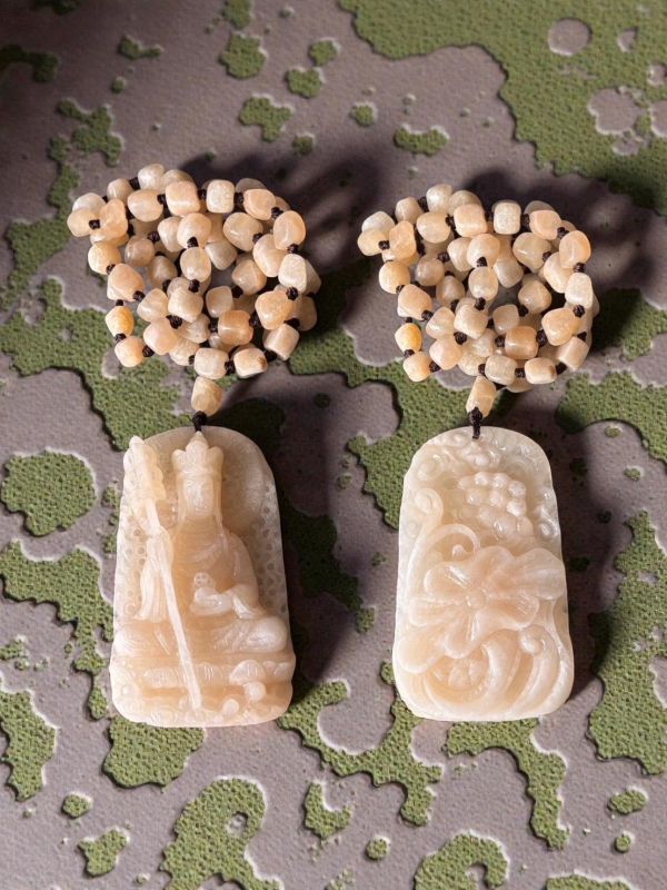 【泰國龍宮舍利】地藏王菩薩佛牌  雙面精雕 龍宮舍利