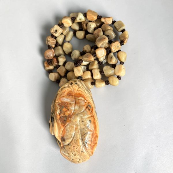 【泰國龍宮舍利】高瓷化金剛靈骨佛眼舍利摳珠項鏈 (附台大國際寶石鑑定所證書) 龍宮舍利