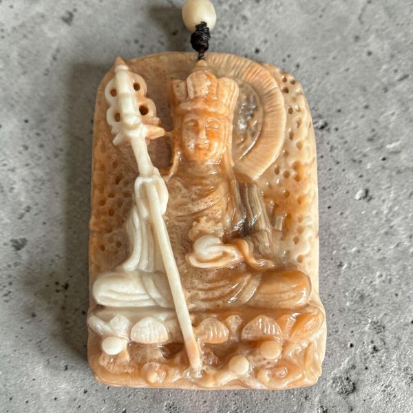 【泰國龍宮舍利】地藏王菩薩佛牌  雙面精雕 龍宮舍利佛牌