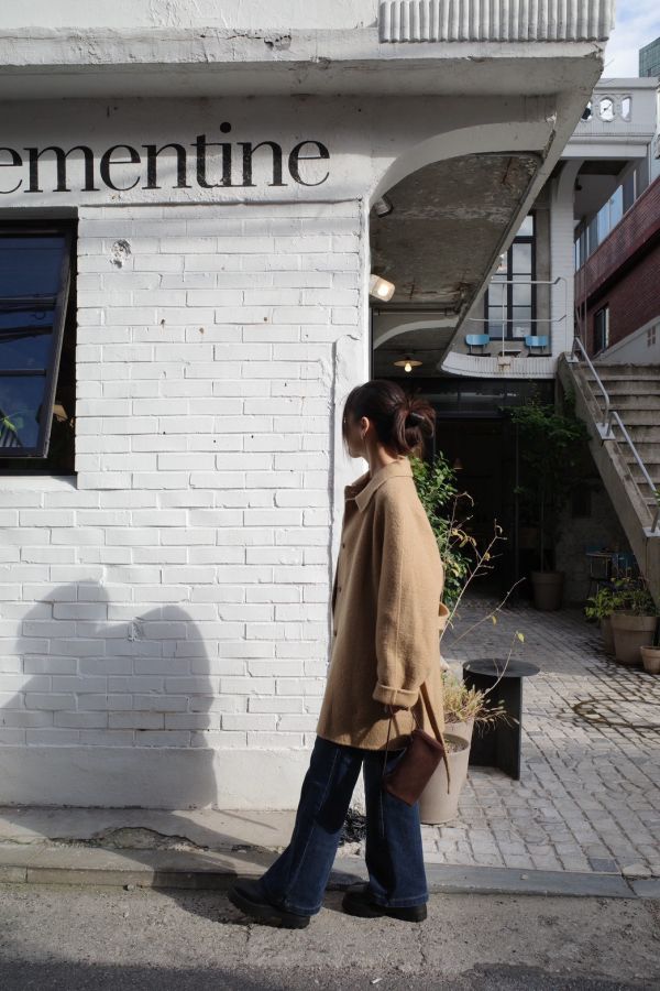 中長版修身手工羊毛大衣 