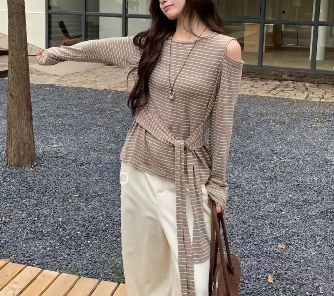 鄰家女孩條紋綁帶上衣 