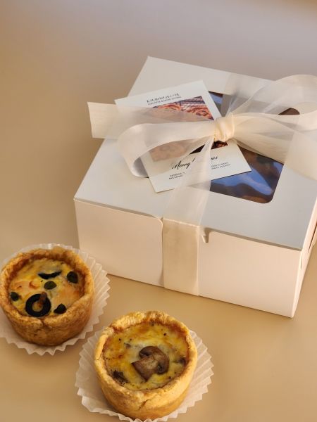 法式小鹹派Quiche  禮盒 聖誕節、聖誕節送禮、聖誕節禮物、餅乾、蛋糕、磅蛋糕、法式鹹派、塔、鹹派、生日、禮盒、送禮、甜點、點心、甜點店、甜點工作室、工作室、下午茶、派對、聚餐、婚禮、過年禮盒、新年禮盒、過年、新年