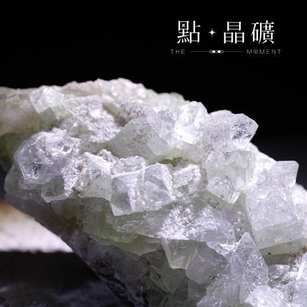 魚眼石｜翠光爍爍｜原礦 魚眼石,魚眼石原礦,原礦,礦石擺件,水晶擺件,礦物標本,心輪,頂輪,冥想,點晶礦