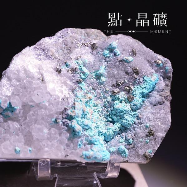 白水晶｜三水鋁、黃鐵礦共生｜原礦 白水晶,白水晶原礦,三水鋁,黃鐵礦,共生原礦,水晶擺件,礦石收藏,淨化能量,招財,點晶礦