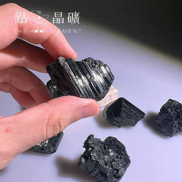 巴西黑碧璽原礦 