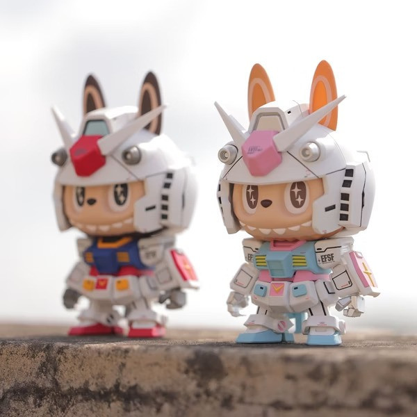 【預購】YMG Labubu元祖高達 機動戰士鋼彈 + Labubu YMG Labubu元祖高達 機動戰士鋼彈 + Labubu