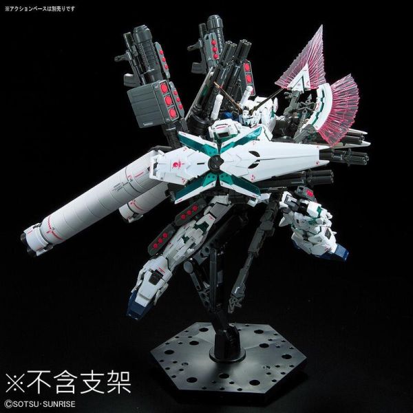 【現貨】RG #30 1/144 全裝甲型獨角獸鋼彈 RG #30 1/144 全裝甲型獨角獸鋼彈