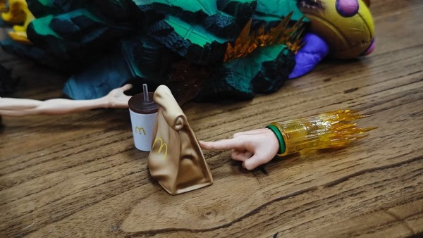 【預購】龍虎 POP 魯夫 疲憊縮水老頭 航海王 (雙配色) 龍虎 POP 魯夫 疲憊縮水老頭 航海王 (雙配色)