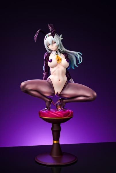 【預購】Genius Bee天才蜂 1/4 & 1/7 螢火蟲兔女郎 蹲姿 Genius Bee天才蜂 1/4 & 1/7 螢火蟲兔女郎 蹲姿