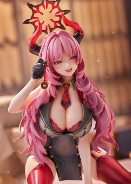 【2027/04月預購】日版1/7 PVC 蔚藍檔案 京極皋月 紀念大廳Ver. 1/7 PVC 蔚藍檔案 京極皋月 紀念大廳Ver.