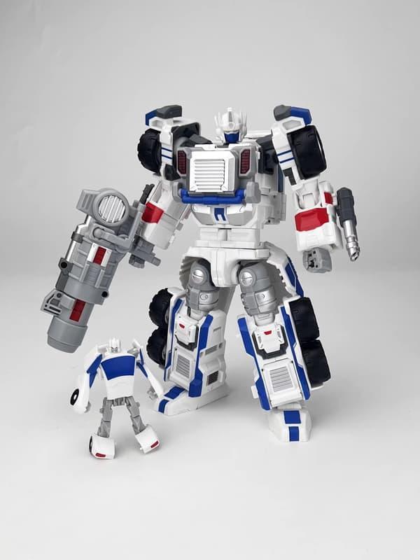 【2026/05月預購】Fans Hobby 白司令官A 艦隊司令官車頭 MB 15F Fans Hobby 白司令官A 艦隊司令官車頭 MB 15F