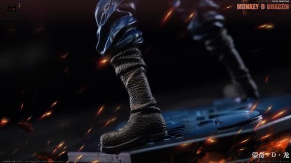 【預購】Black小黑 POP 青年多拉格 蒙奇·D·龍 航海王私人訂製補全系列 Black小黑 POP 青年多拉格 蒙奇·D·龍 航海王私人訂製補全系列