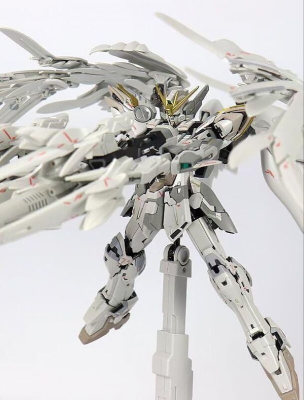 【現貨】大班 1/100 MG 白雪姬 合金骨架版 WING ZERO XXXG-00YSW FIX 組裝模型 大班 1/100 MG 白雪姬 合金骨架版 WING ZERO XXXG-00YSW FIX 組裝模型
