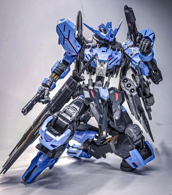 【2026/02月預購】忠國模型 復仇的大舅哥 1/100 組裝模型 忠國模型 復仇的大舅哥 1/100 組裝模型