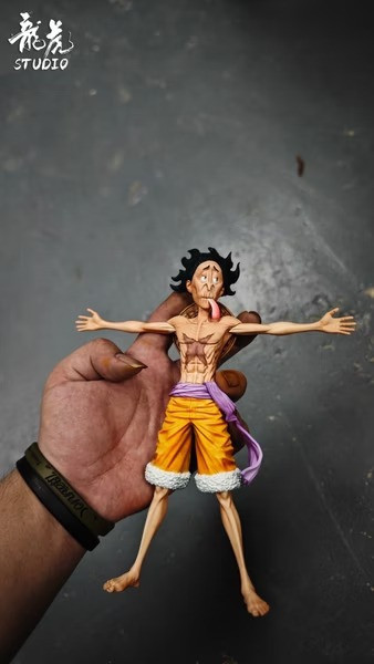 【預購】龍虎 POP 魯夫 疲憊縮水老頭 航海王 (雙配色) 龍虎 POP 魯夫 疲憊縮水老頭 航海王 (雙配色)