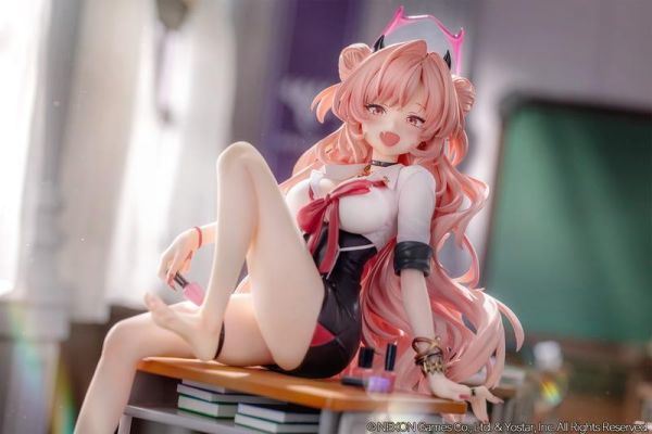【2027/07月預購】日版1/7 PVC 蔚藍檔案 綺羅羅 紀念大廳Ver. 1/7 PVC 蔚藍檔案 綺羅羅 紀念大廳Ver.